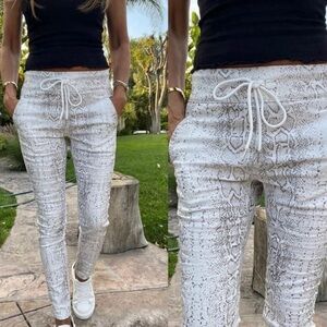BEVY Flog Beige Patterned Skinny Jeans Denim we trust